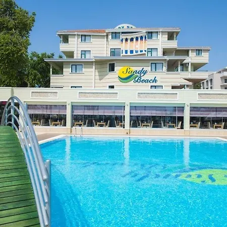 Готель Sandy 4*