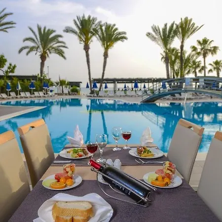 Hotel Sandy 4*